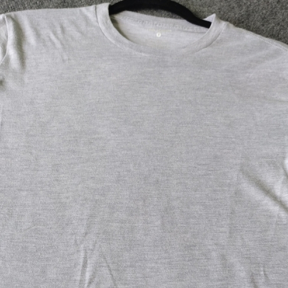 Classic Light Gray Men's T-Shirt - Picture 5 of 9
